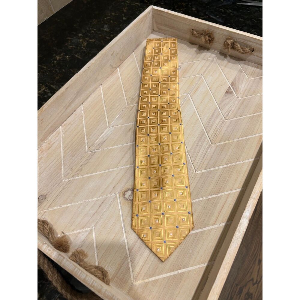Michael Kors Men's 100% Silk Tie Gold Yellow Geometric Square Grid Classic